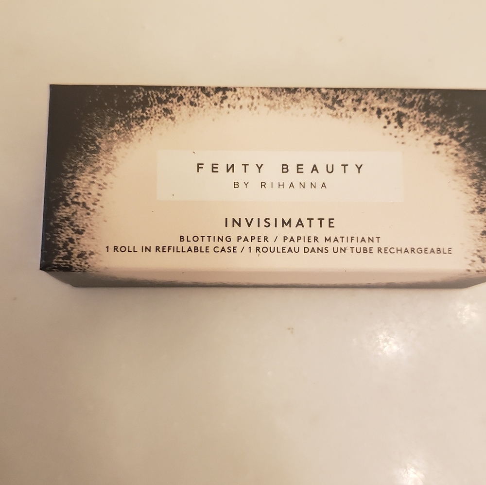 Fenty invisimatte
